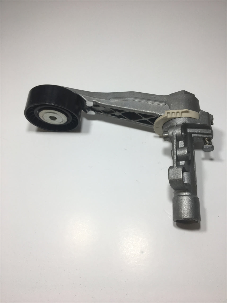 SKF VKM 33400 - Belt Tensioner R56